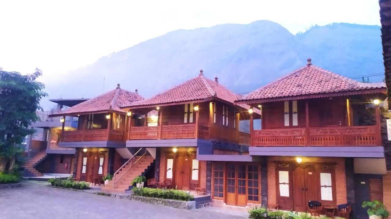 Joglo Kecombrang Bromo Hotel Ngadisari ภายนอก รูปภาพ